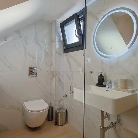 Helios - Seaside Pool & Private Parking Вилла