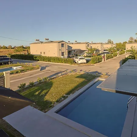 Helios - Seaside Pool & Private Parking Вилла